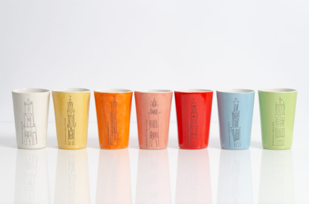 Afbeelding van Mok (11cm) 'De Domtoren volgens..' | Stichting echtWaar